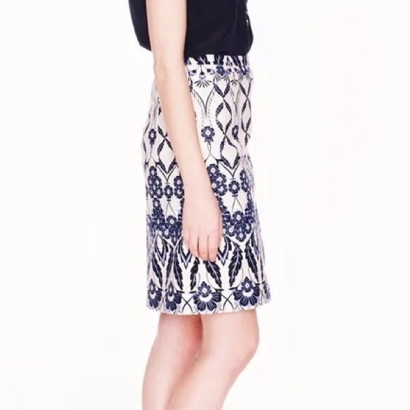 NWT J. Crew Trellis Skirt Blue & White Floral Scroll Mini A-Line Skirt Size 4 - Picture 14 of 16